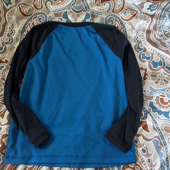 Jumping beans activewear size 5t graphic shirt - Picture 4 of 4